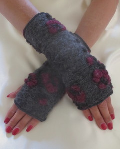 Namsa.ch - Pulswärmer aus feinster Walkwolle, fingerlose Handschuhe, warme Fäuslinge, Fausthandschuh 